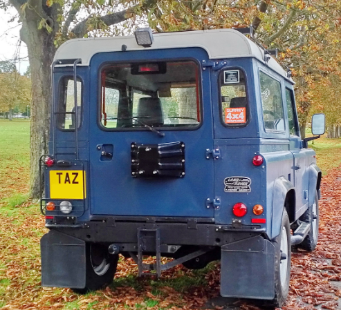 Land Rover Defender Rear Door/Trunk Door Rubber