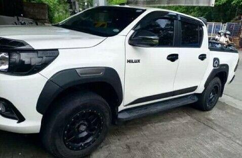 Toyota Hilux Rocco Style Fender Flares Wheel Arches with Grey Insert (Fits 2016 - 2020 ) model Hilux)