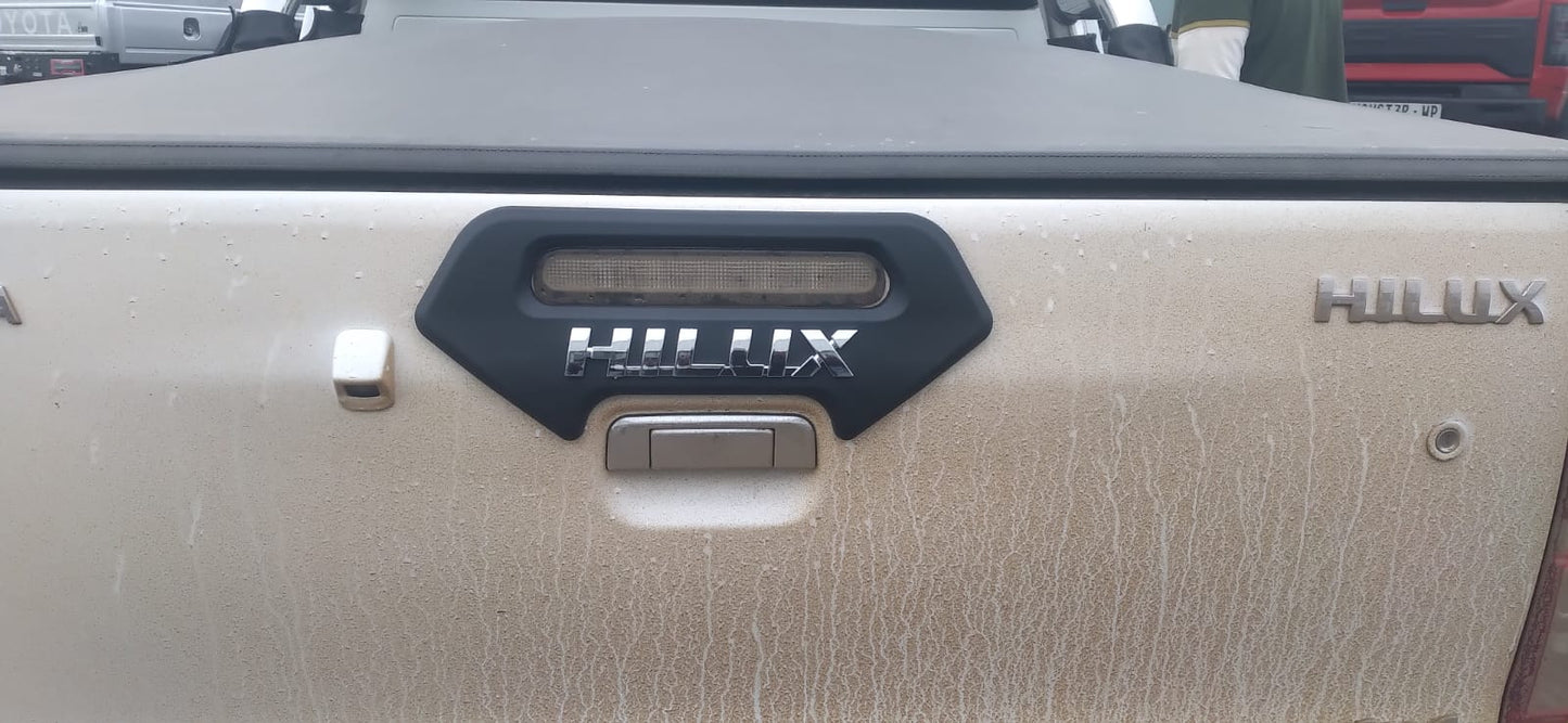 Toyota Hilux Vigo/Vigo Champ (2005-2015) Tailgate Cover with Logo